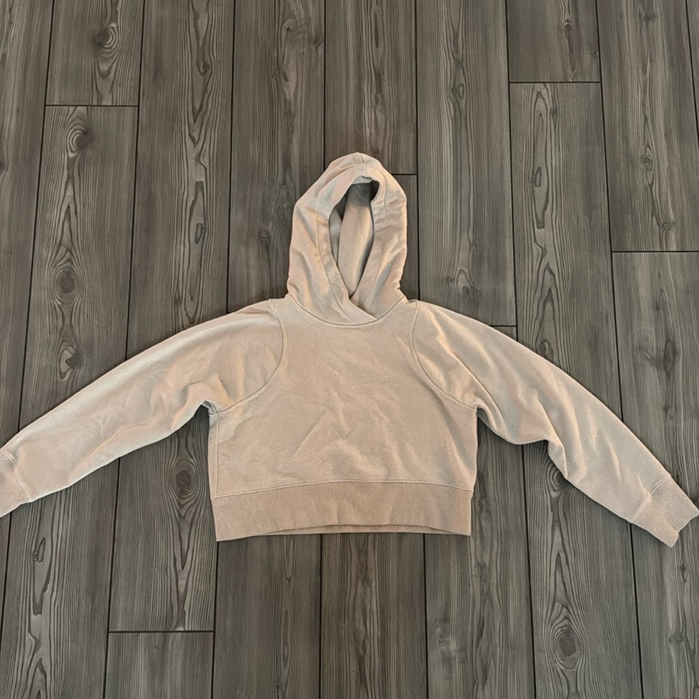 Lululemon cropped sweatshirt